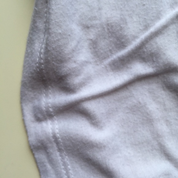 *Final Sale* Juniors California Cropped Tee - Picture 6 of 6